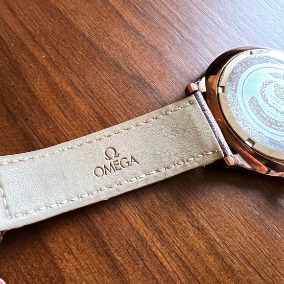 Violet Japan made mens watch - Picture 3 of 5